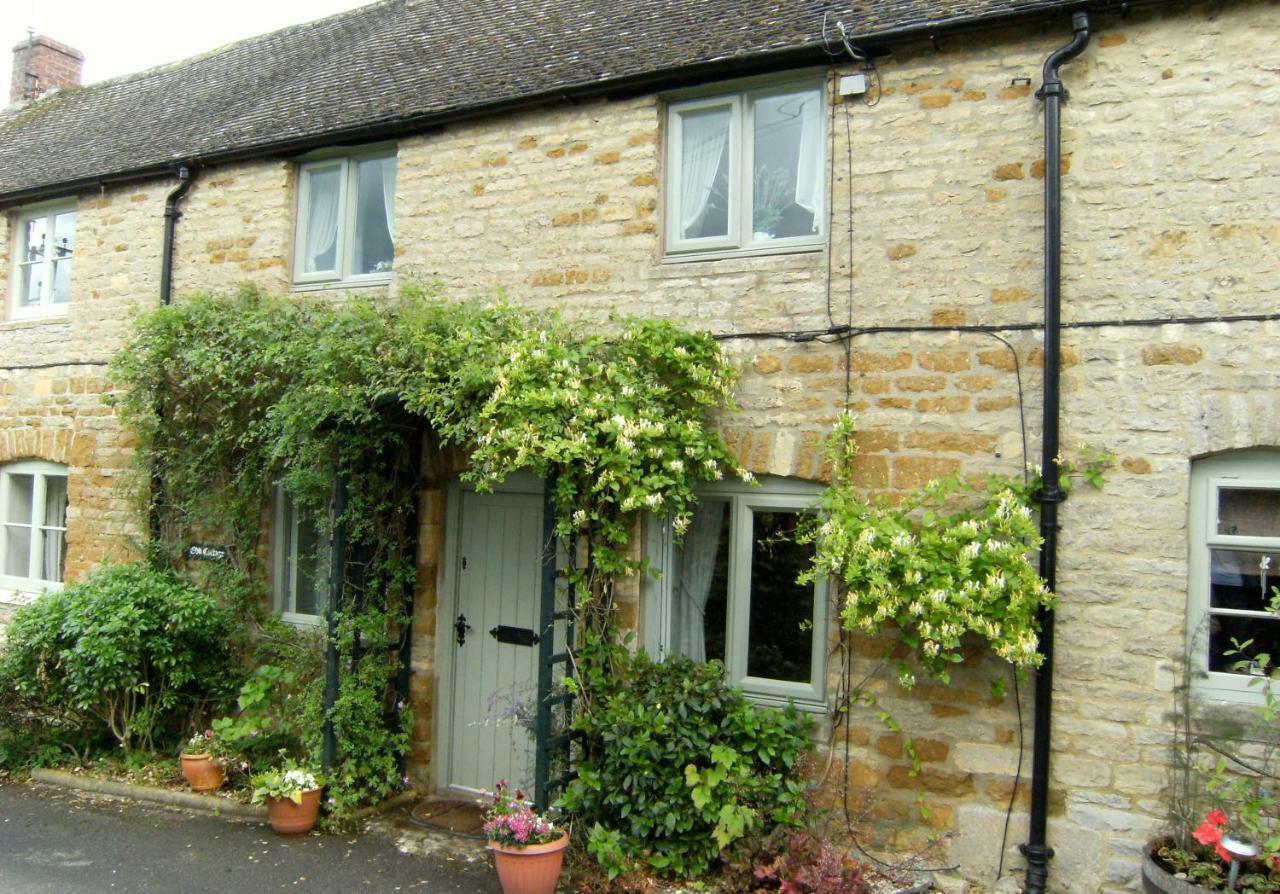 Odd Cottage Oddington  Bagian luar foto